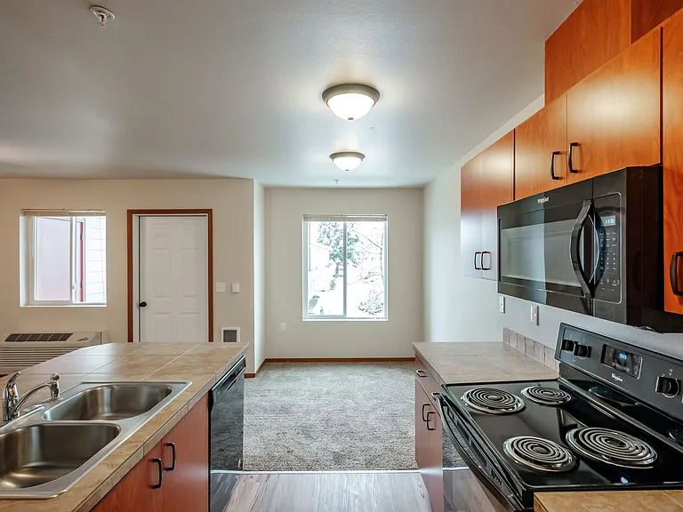 Aspen Place Apartments — Photo 136