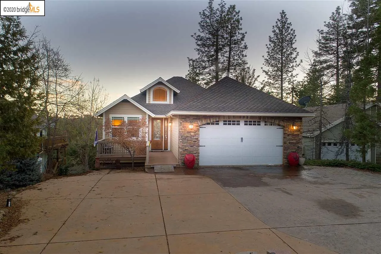 791 Forest Meadows Dr photo 1