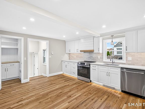 2nd image of 106 Moritz Place