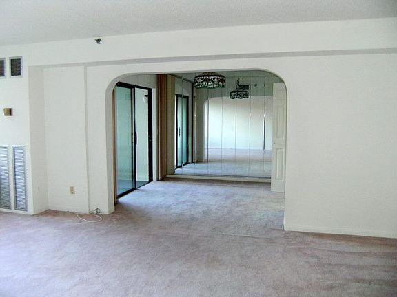 5th image of 250 Hammond Pond Pkwy APT 206N