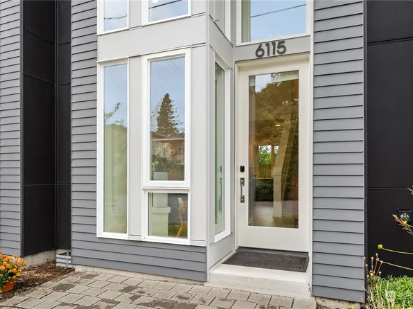 6115 17 Avenue NW, Seattle, WA 98107