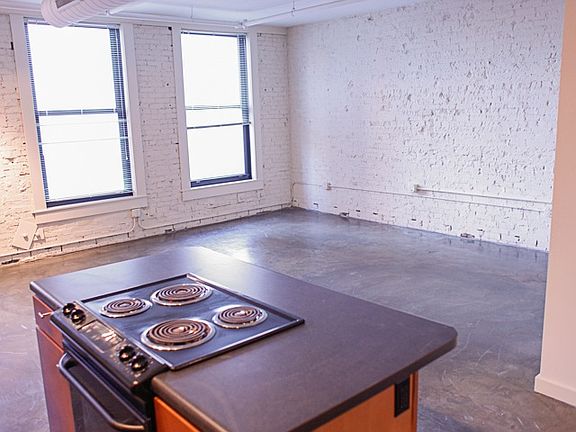 5th image of 1006 Olive St APT 501