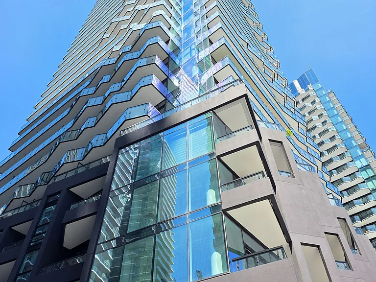 110 Broadway Ave #1413 — Photo 1