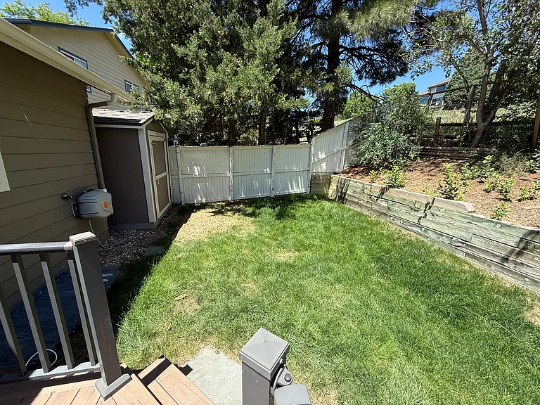 579 W Arrowhead St — Photo 34