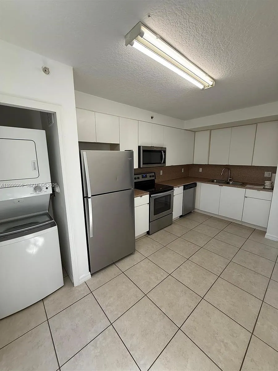 Building Photo - 22701 SW 88th Pl #2029