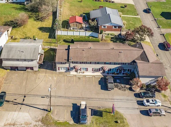 2 Orchard Dr #2, New Martinsville, WV 26155