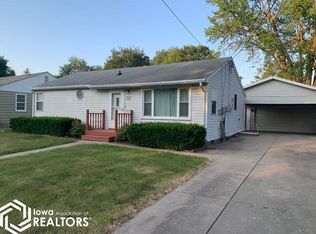 1101 S 7th St, Fairfield, IA 52556