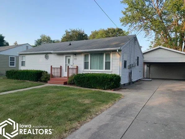 1101 S 7th St, Fairfield, IA 52556