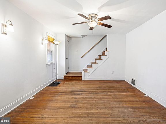 4th image of 522 Amosland Rd