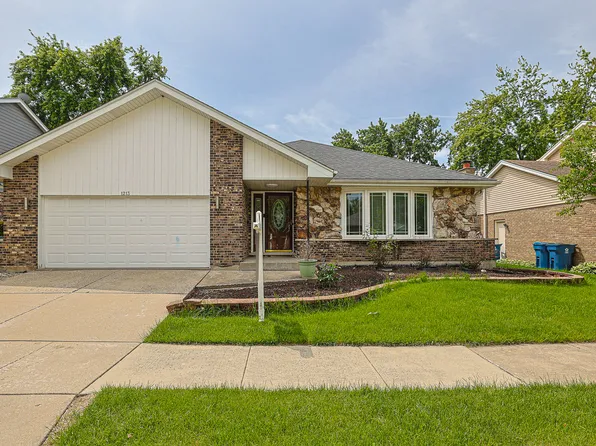 1213 Hawkins Ave, Downers Grove, IL 60516
