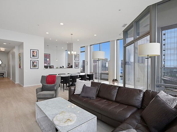 3rd image of 65 Monroe Ave #4726