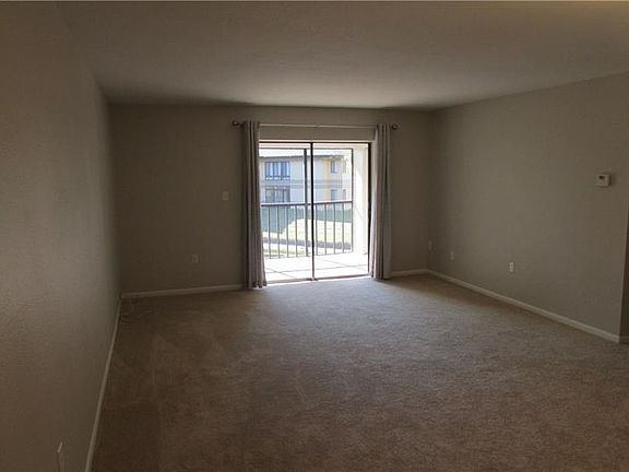 5th image of 2689 Sabal Springs Cir APT 205
