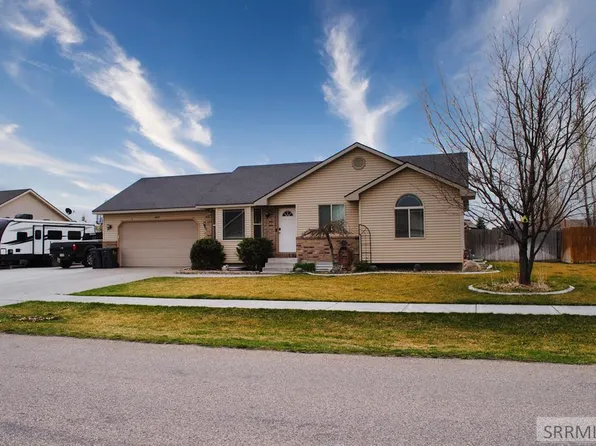 3600 E Hyrum Dr, Idaho Falls, ID 83401