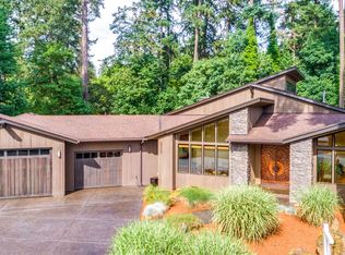 15438 SE River Forest Dr, Milwaukie, OR