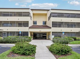 13612 S Village Dr #5206, Tampa, FL 33618