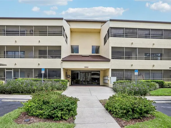 13612 S Village Dr #5206, Tampa, FL 33618