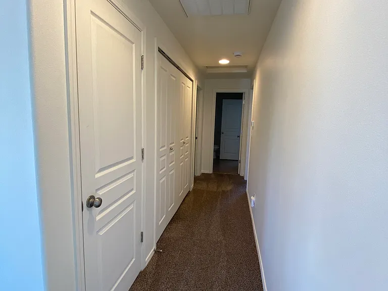 2501 NE 5th St — Photo 12