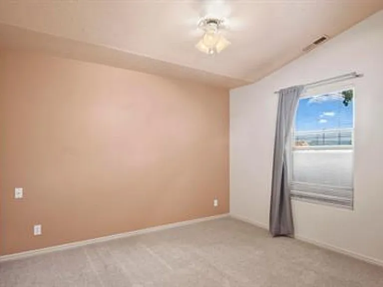 3544 S 1470 W — Photo 24