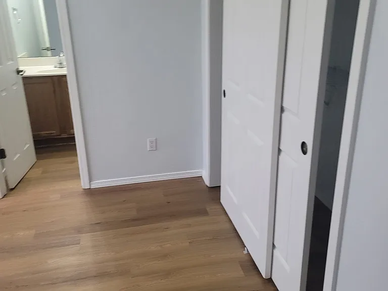 1418 Laguna Ct NE — Photo 25