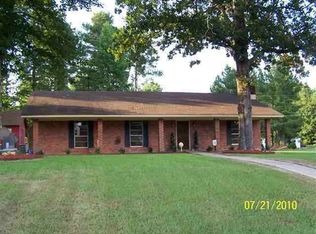 6801 Mount Magazine Cv, Pine Bluff, AR 71603