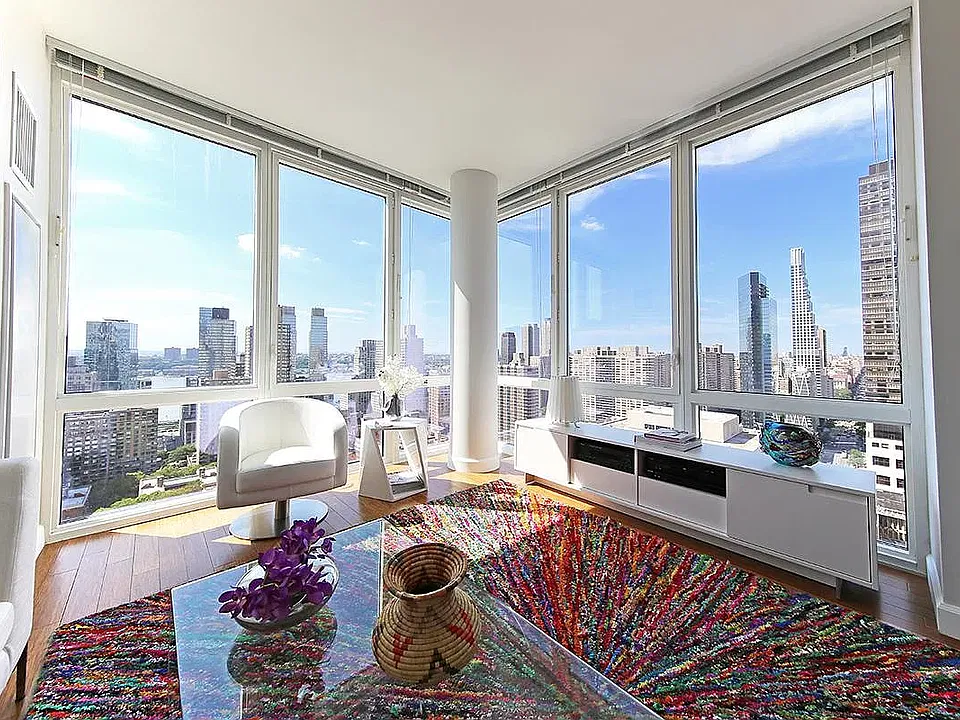 160 W 62nd St #42G