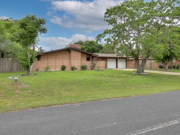 2960 Japonica Dr, Corpus Christi, TX 78410