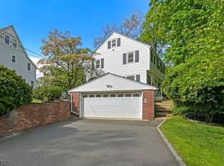 24 Vreeland Ave, Nutley, NJ 07110