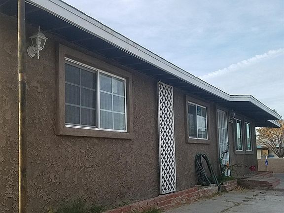 3rd image of 1240 Mecca Dr