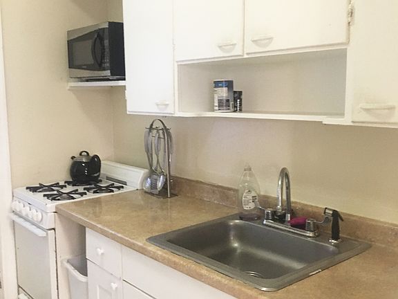 5th image of 7415 Byron Ave APT 12