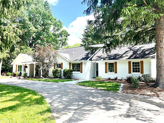 2nd image of 1045 Collingwood Dr