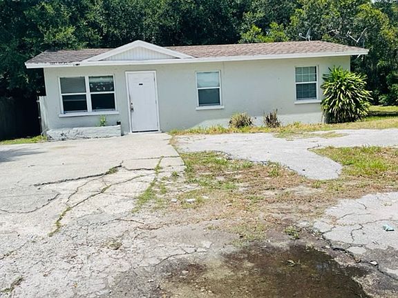 2nd image of 2415 Chilk Ave
