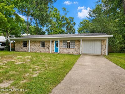 225 Eastland Blvd, Ocean Springs, MS, 39564