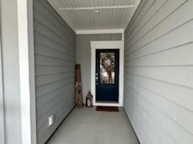 275 Malind Bluff Dr — Photo 3