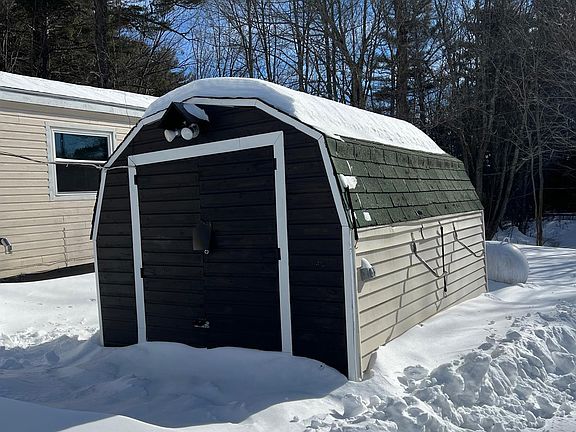 4th image of 34 Vaillancourt Dr