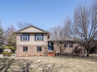4956 Hensley Dr, Ann Arbor, MI 48103
