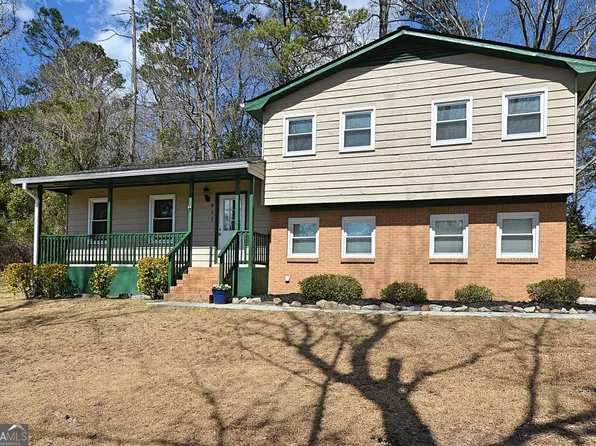 911 Vicky Ct NW, Conyers, GA 30012