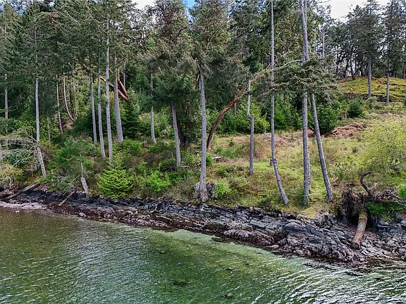 3rd image of 122 Narrows West Rd