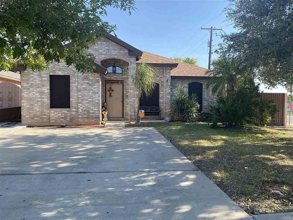 1st image of 701 Royal Palm Dr