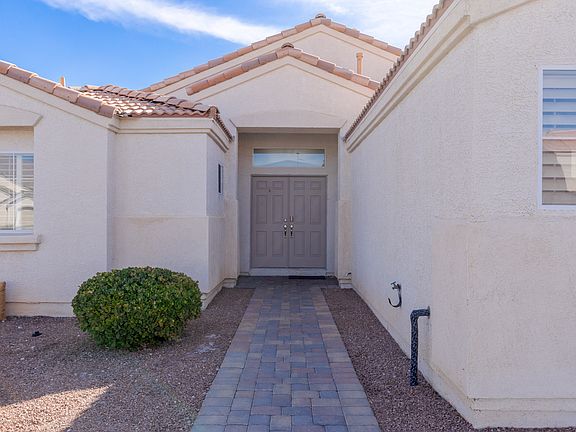 3rd image of 7861 Villa Del Fuego Ave