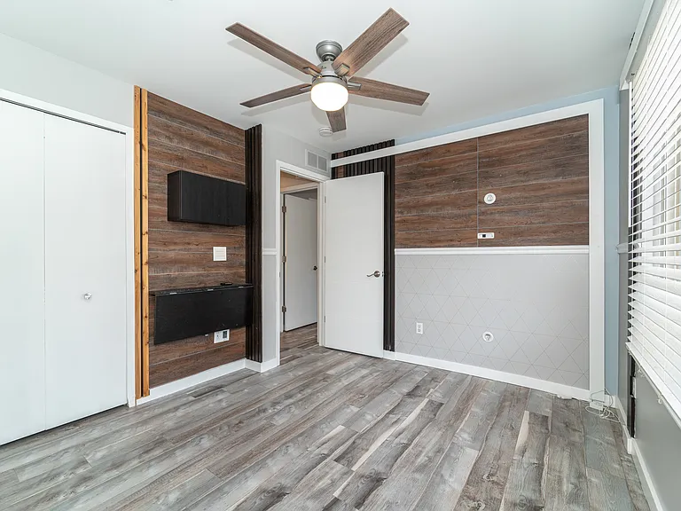 23279 Cornerstone Village Dr — Photo 8
