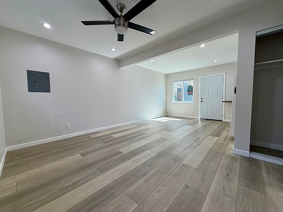 4th image of 40 Bennett Ave APT 2