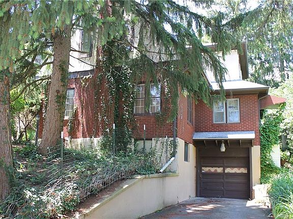 3rd image of 1820 Emerson Ave