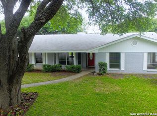 609 Rocklyn Dr, Windcrest, TX 78239