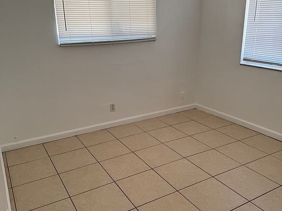 4th image of 1707 NW 46th St