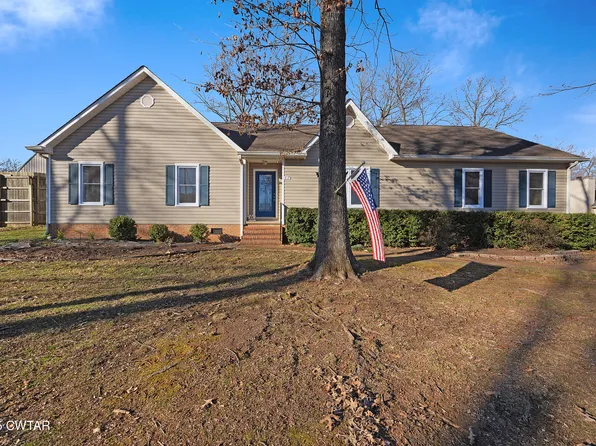 17 Carthage Rd, Jackson, TN 38305