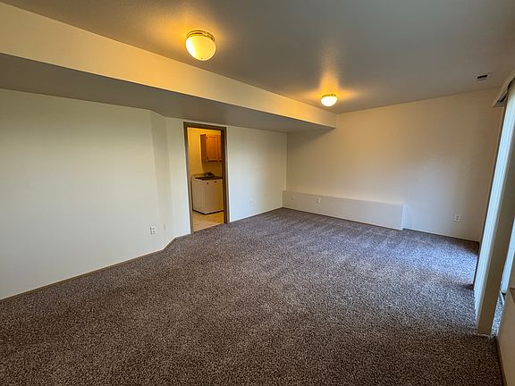 5th image of 3535 E Grandview Ave