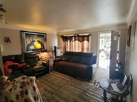 4th image of 13008 Christine Ave