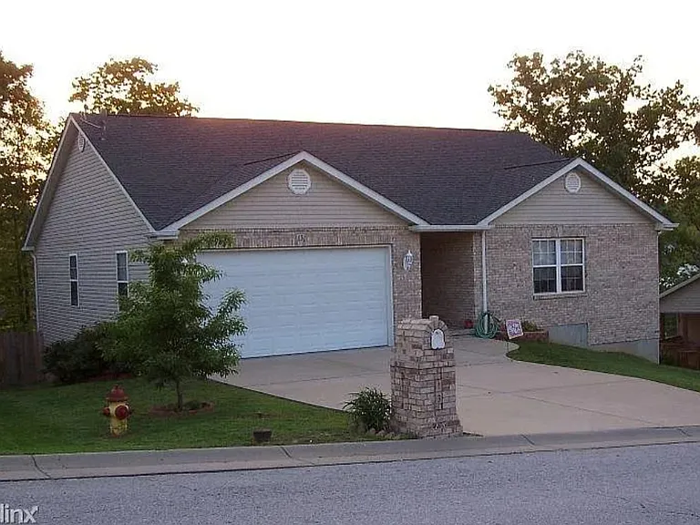13 Brittany Dail Dr — Photo 1