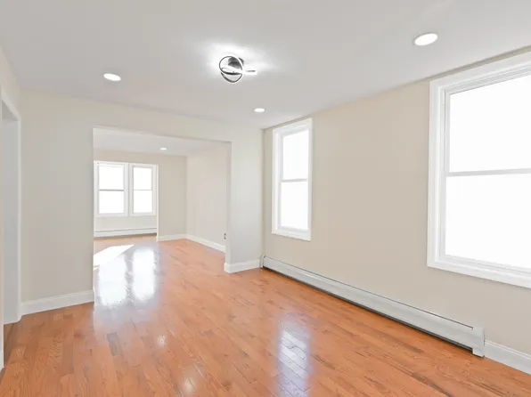 169 West 9th Street image 20 of 29