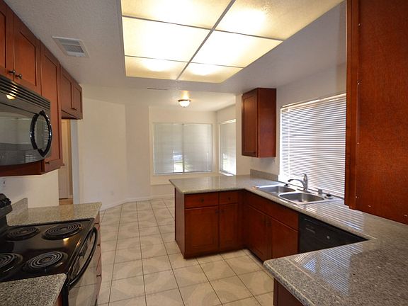 5th image of 8046 Lomand Ct